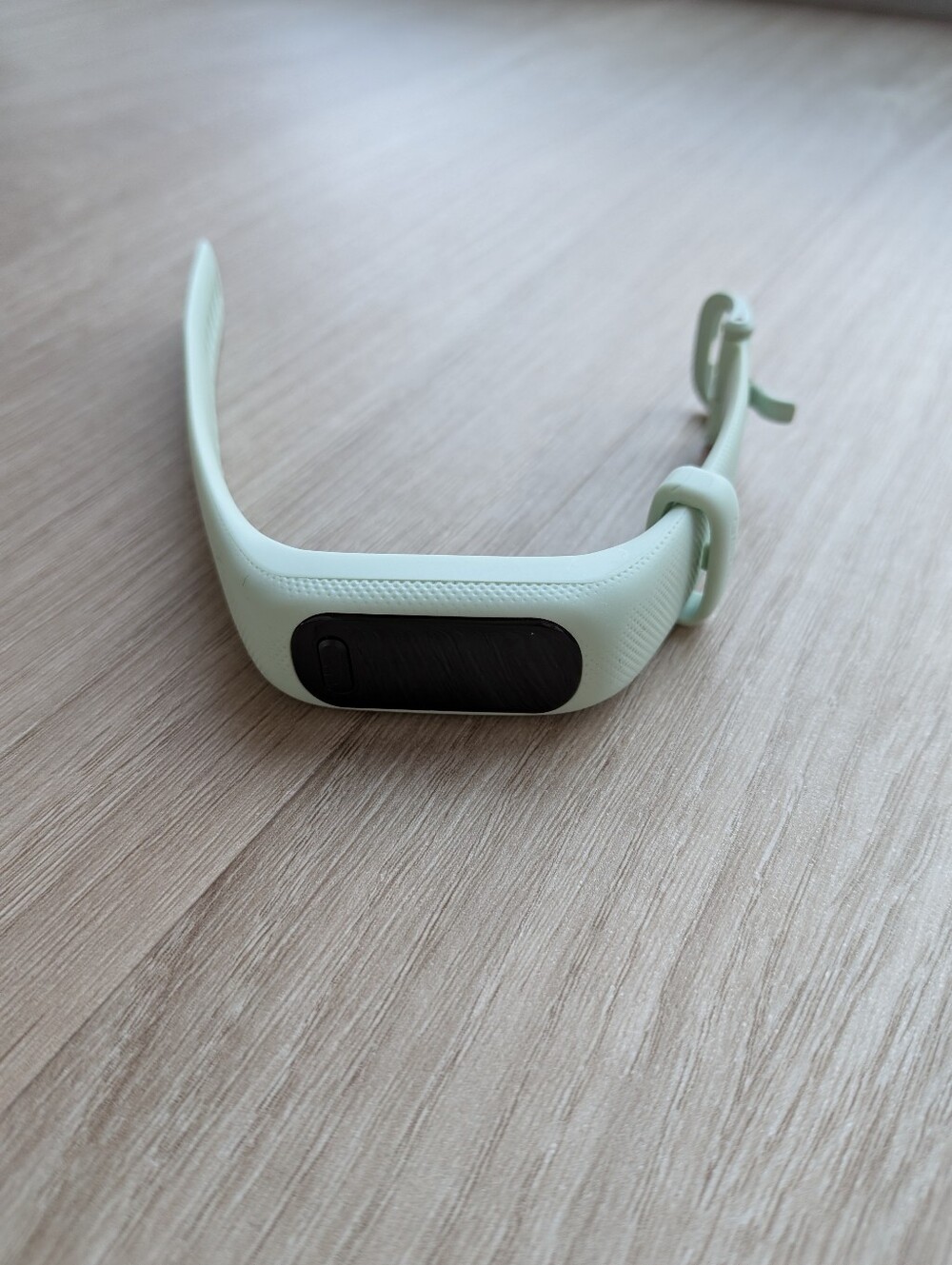 Garmin Vivosmart 5 Fitness Band - Size S/M - Picture 2 of 6